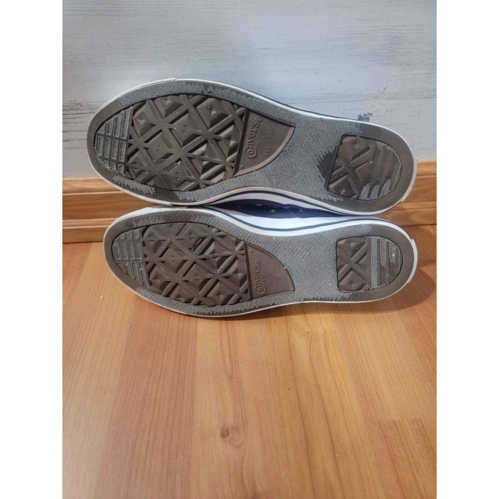 Converse shoes womens size 10 - Picture 6 of 7